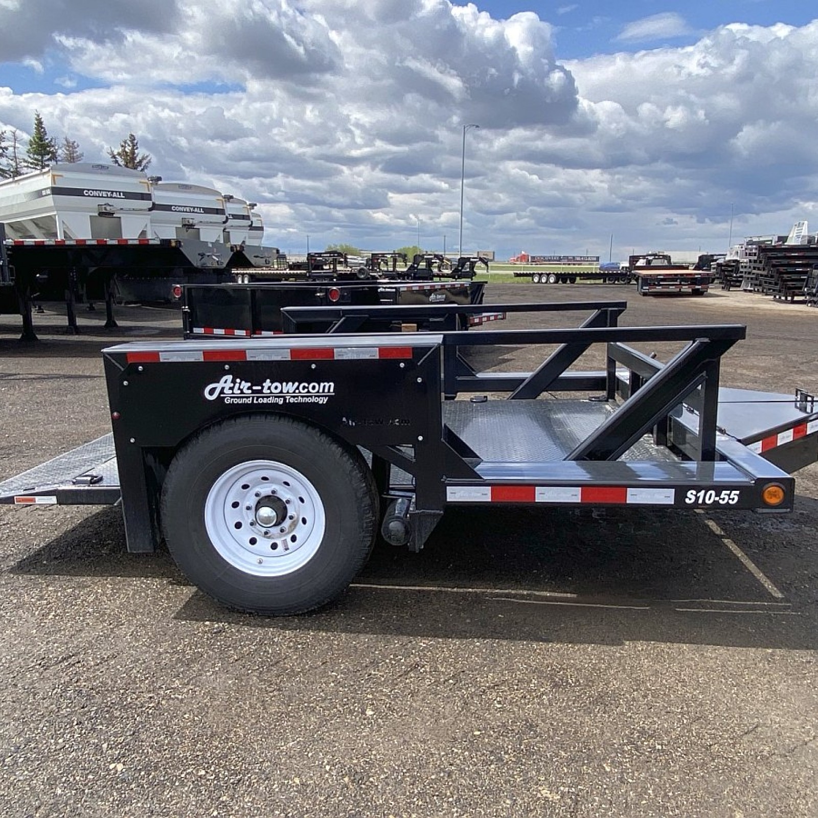 2024 AirTow 10' Ground Level Loading Trailer Ground Level Loading