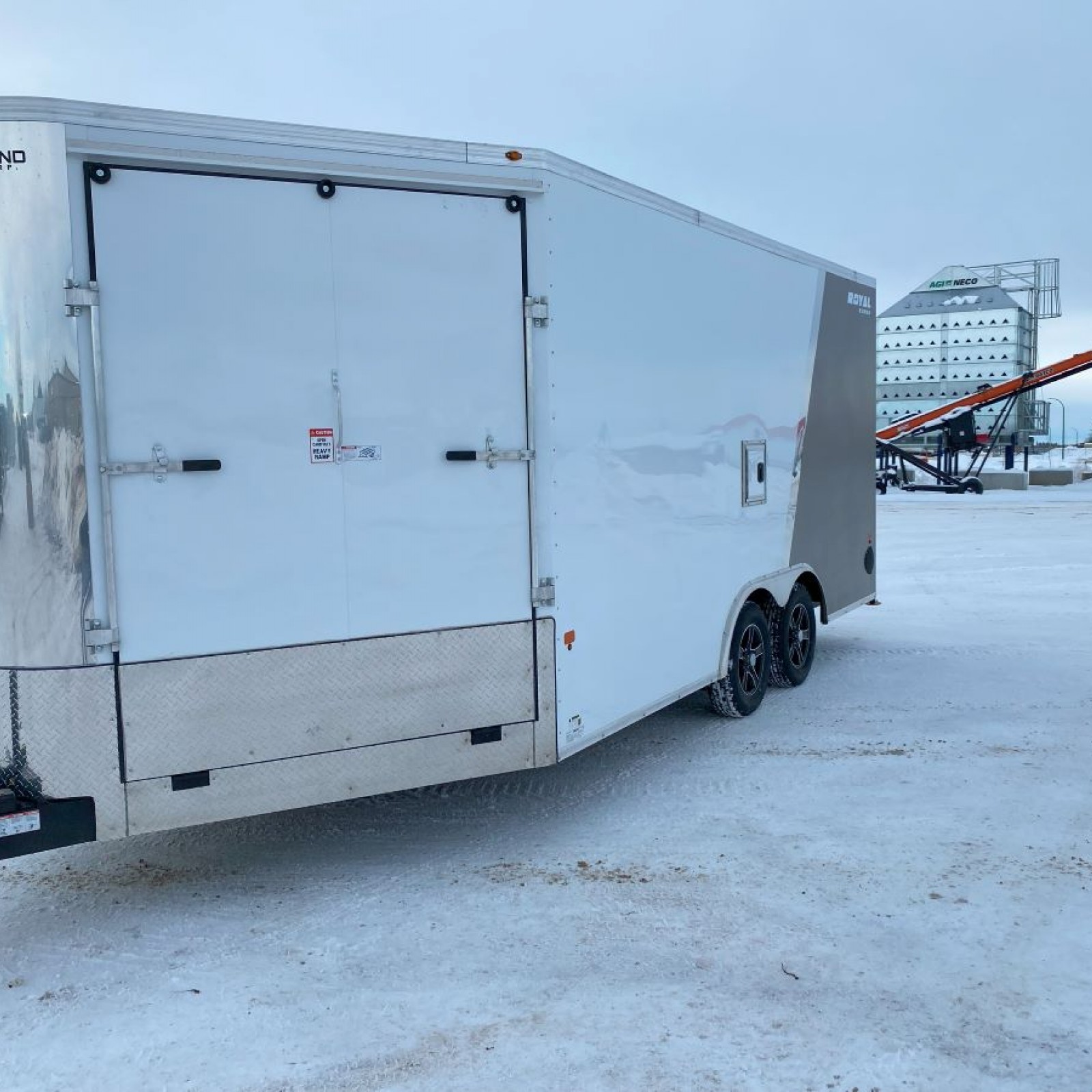 2024 Royal 8'x20' Enclosed Sled Trailer Enclosed Snowmobile Trailers