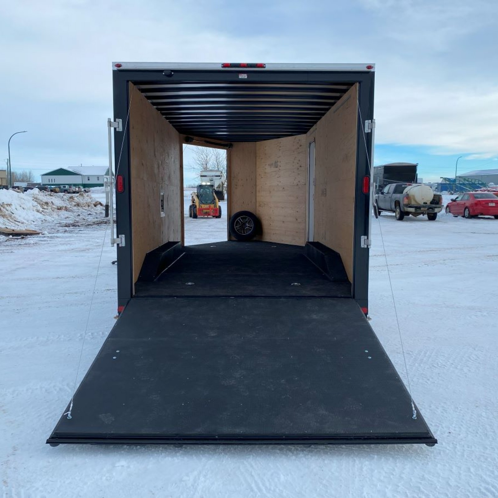 2024 Royal 8'x20' Enclosed Sled Trailer Enclosed Snowmobile Trailers