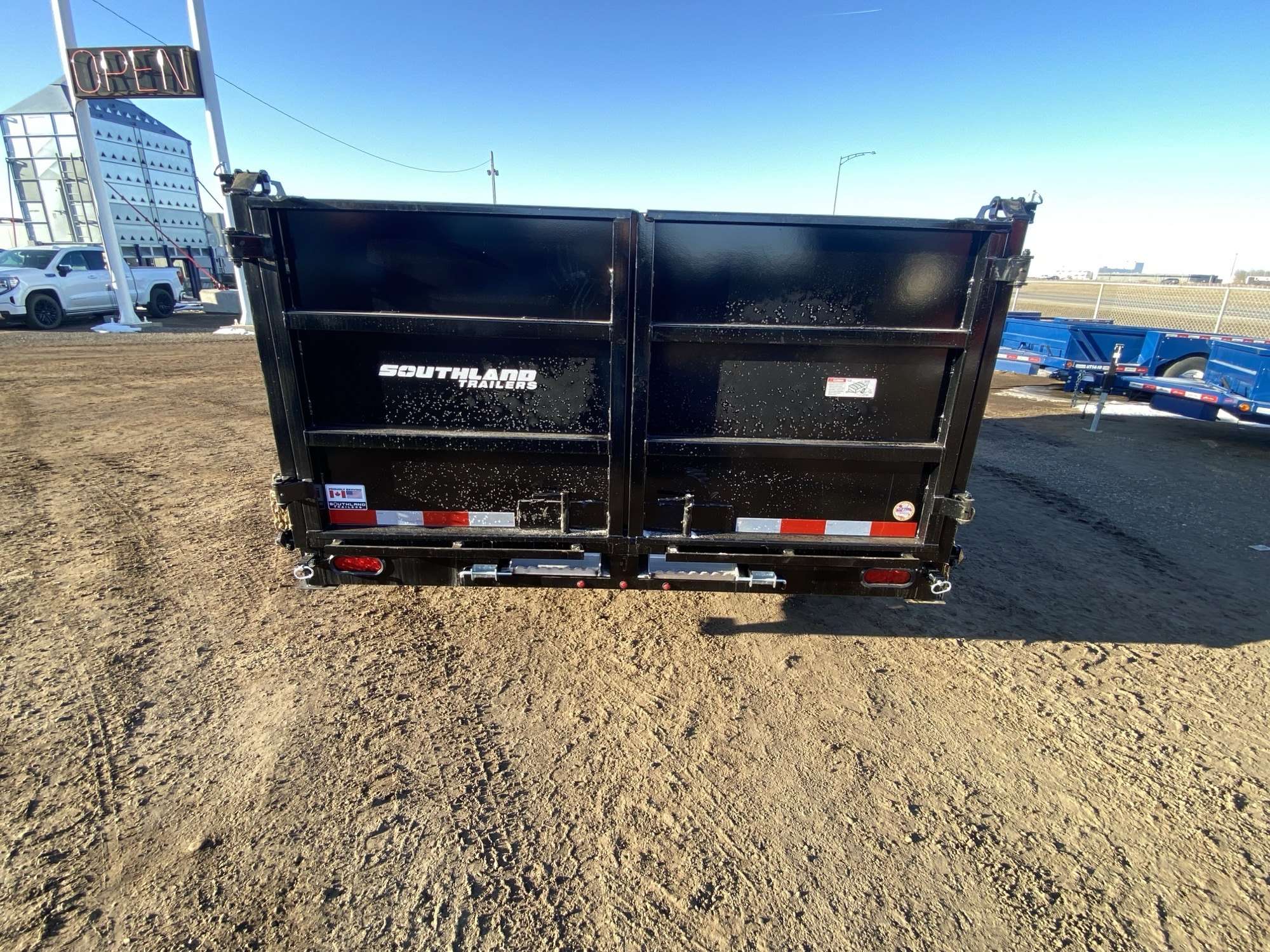 *$1000 Rebate* 2026 Southland 14'-16K High Side Dump Trailer