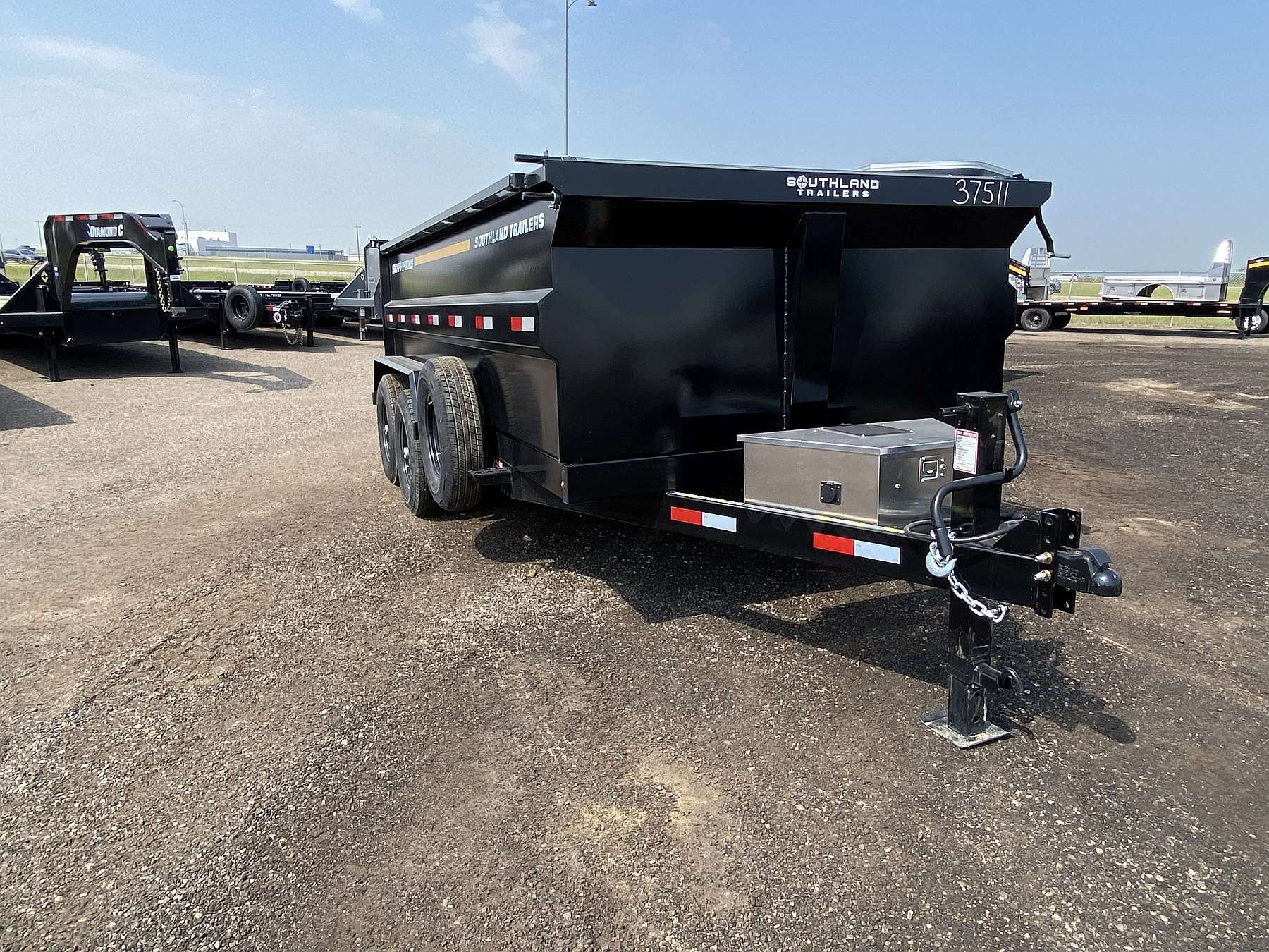 *$1000 Rebate* 2026 Southland 14' High Side Dump Trailer
