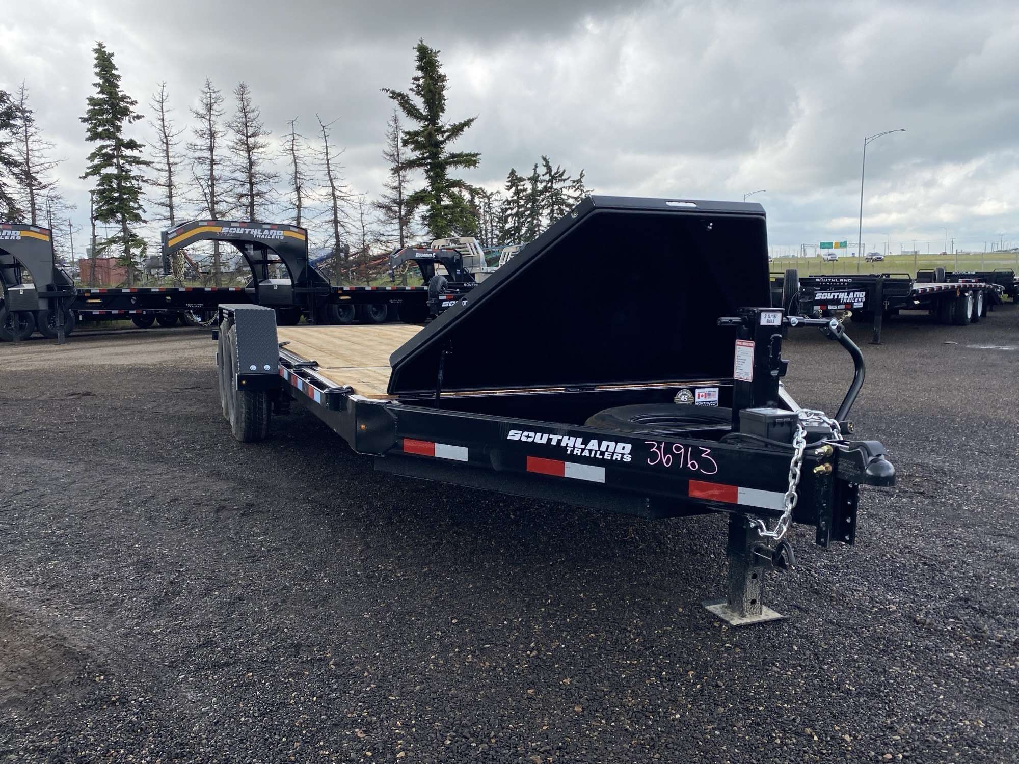 *$1000 Rebate* 2026 Southland LBAT8- 20' Tilt Deck Trailer