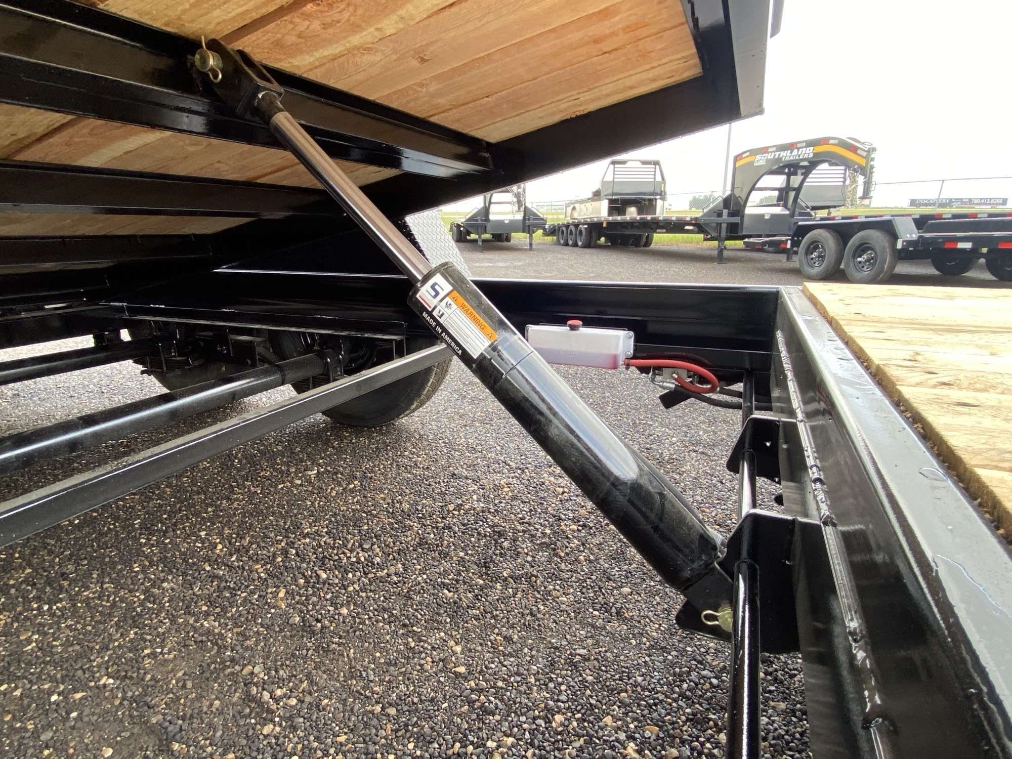 *$1000 Rebate* 2026 Southland LBAT8- 20' Tilt Deck Trailer