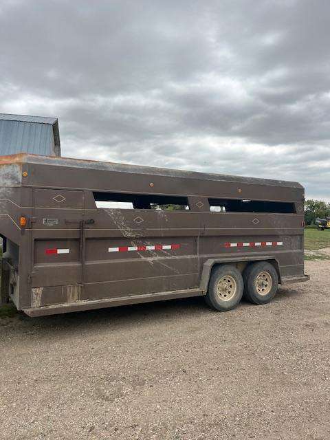 1991 Norbert 18' Stock Trailer