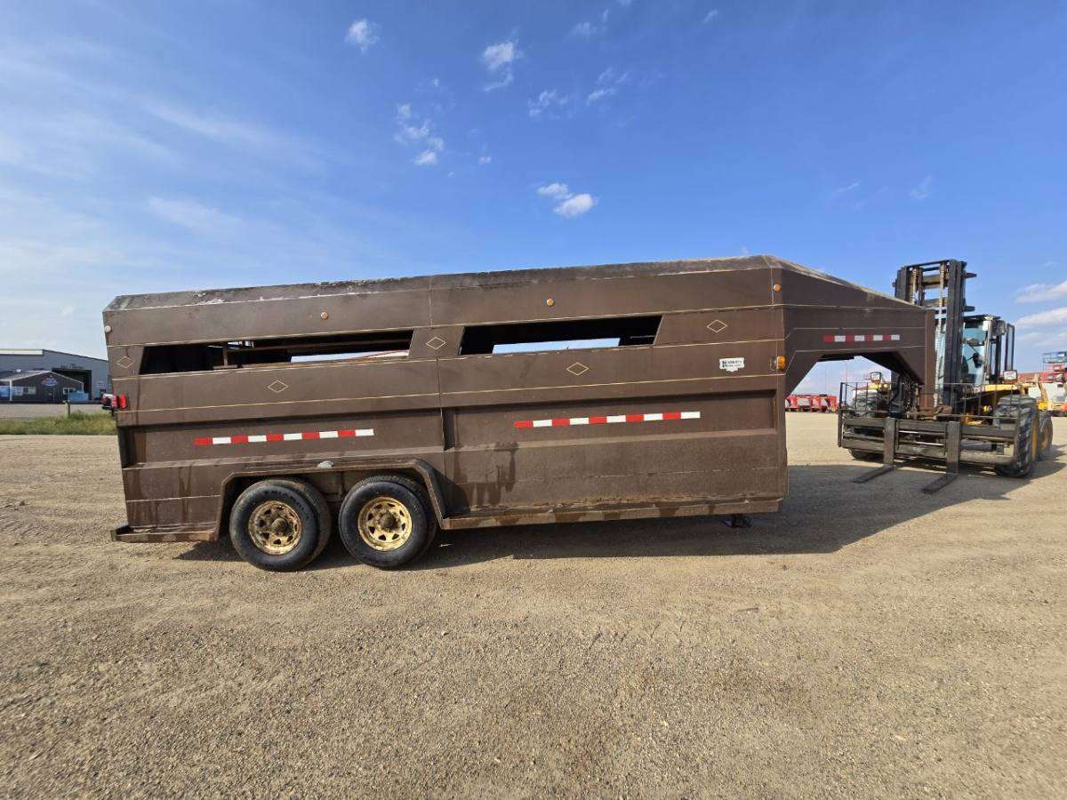 1991 Norbert 18' Stock Trailer