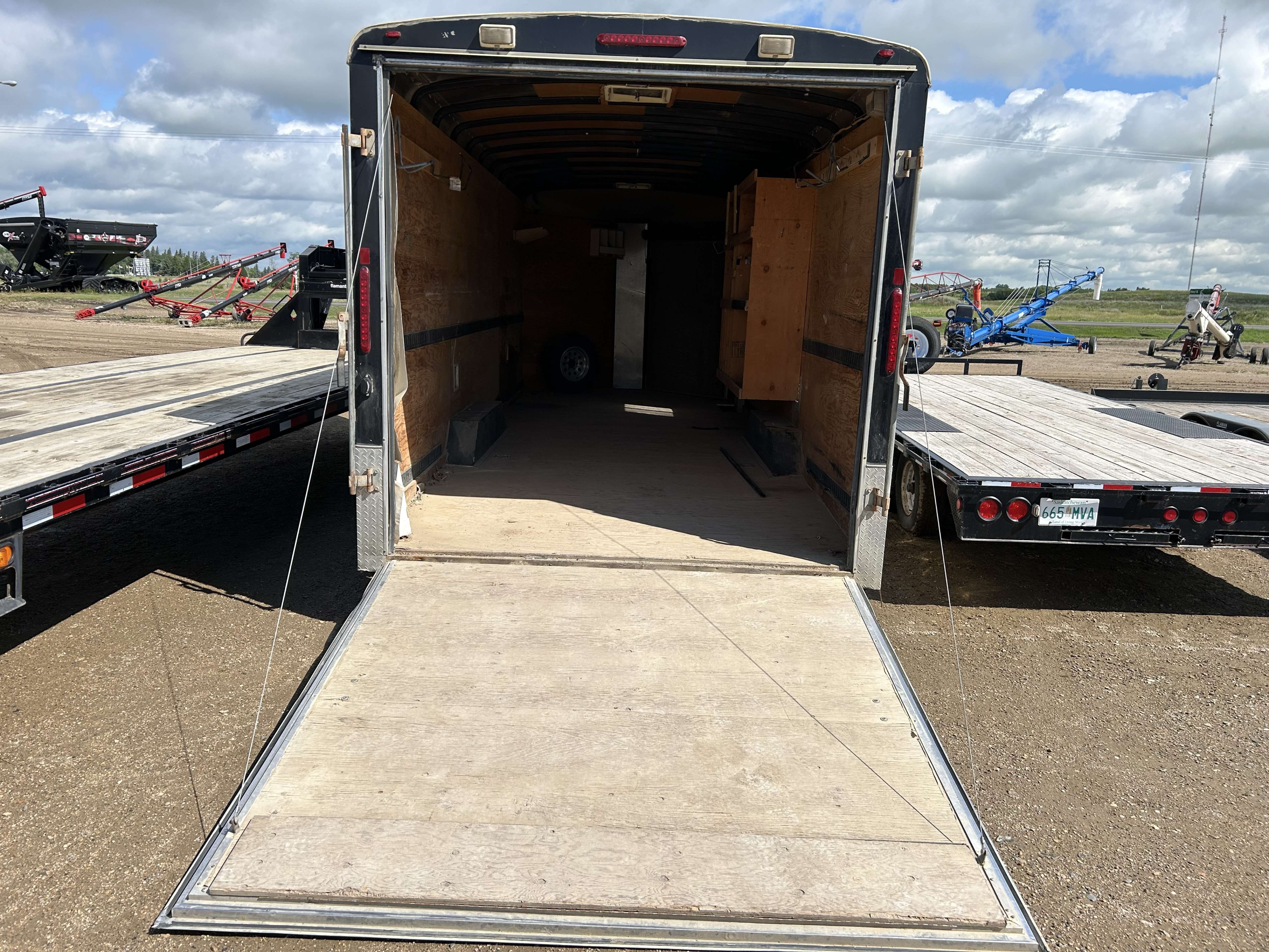 1998 Aggasiz 8' x 22' Cargo