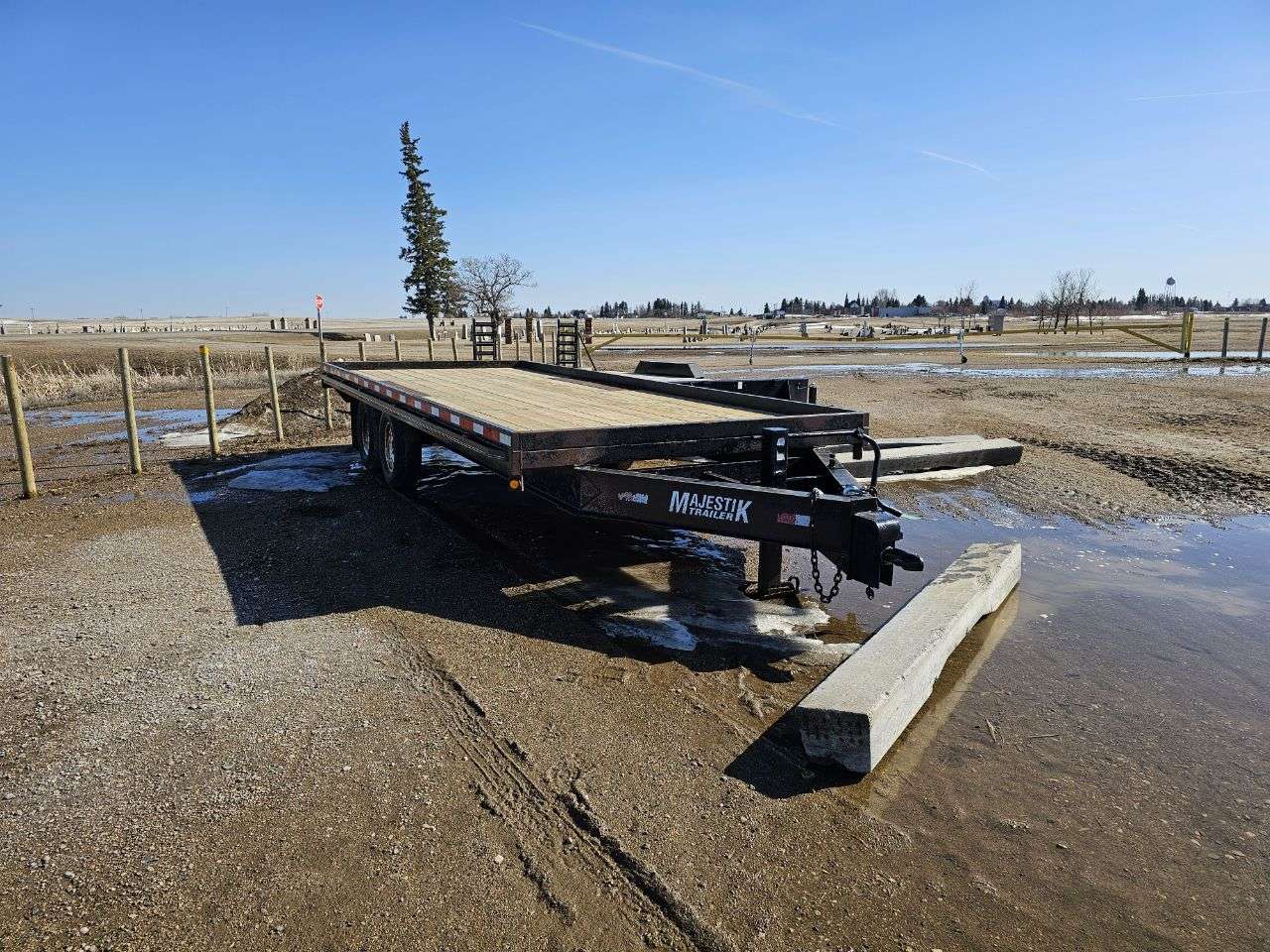 2008 Majestik 20' Flatdeck Trailer
