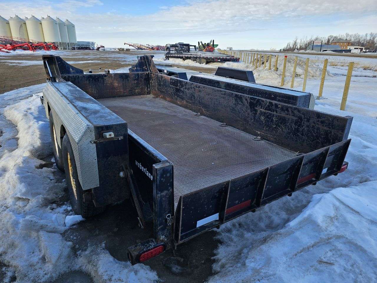 2011 Weber Lane 14' Air Tow Trailer