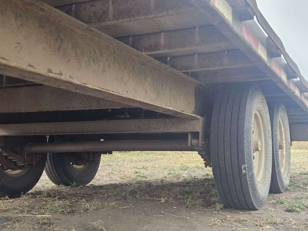 2012 Diamond C DEC 8.6' x 20' Flat Deck Trailer