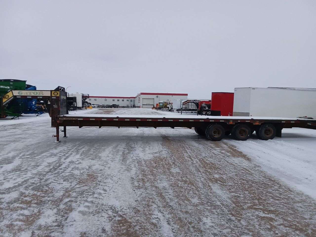 2012 Gator GN Beavertail Flatdeck Trailer