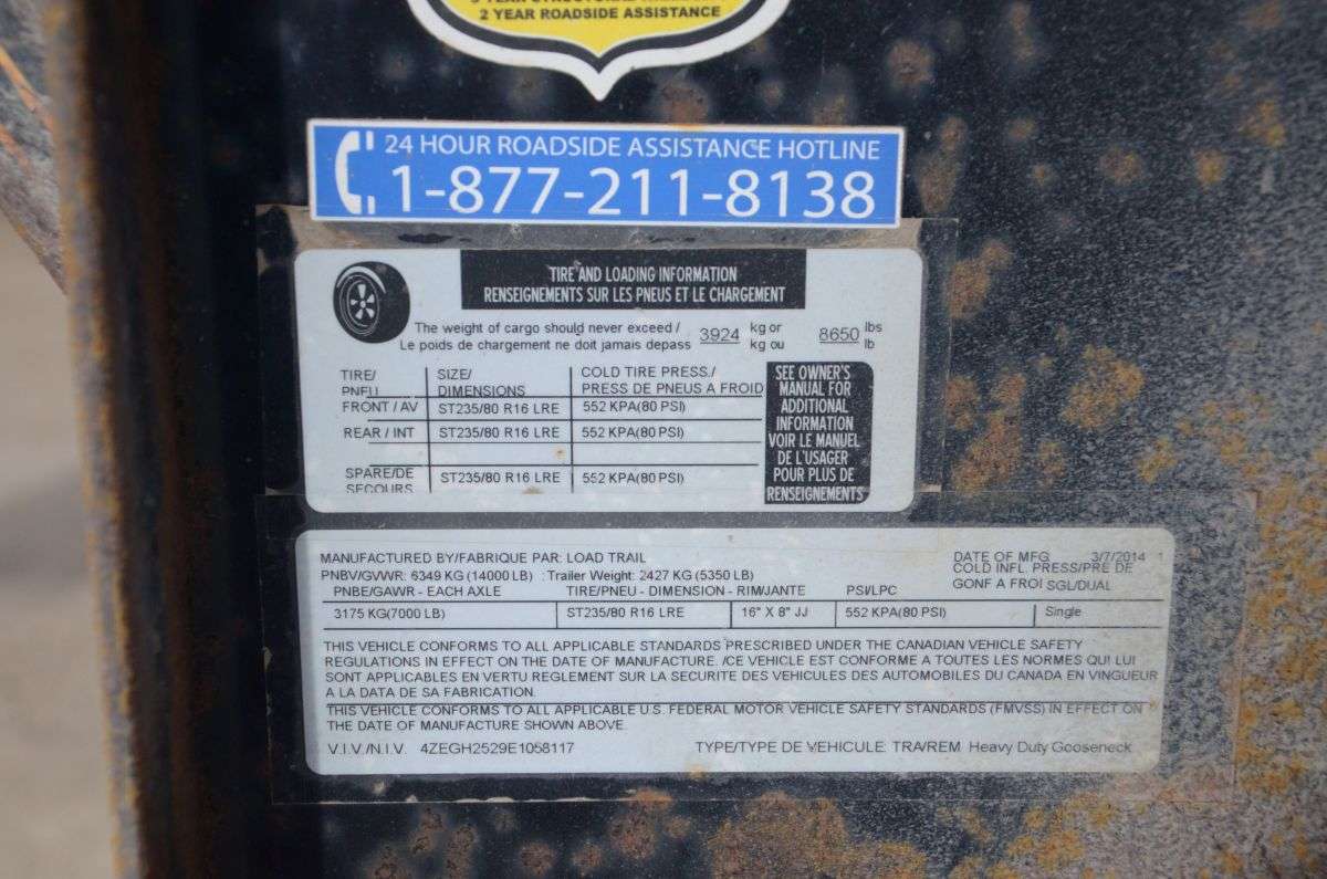 2014 Load Max 8'6" x 32' Gooseneck Flat Deck Trailer