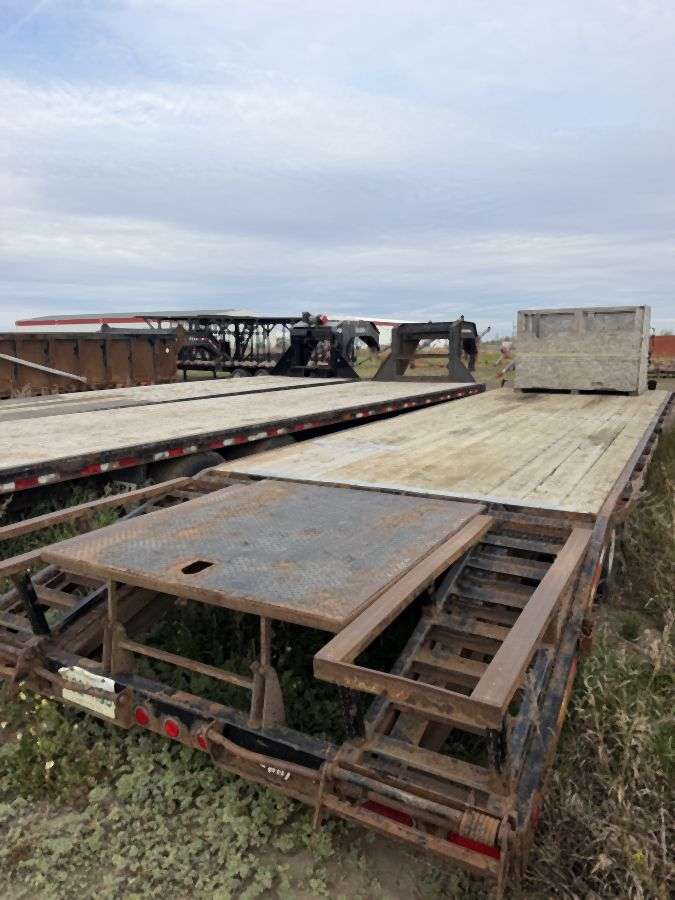 2014 Trailtech H370 24' + Beavertail GN Trailer