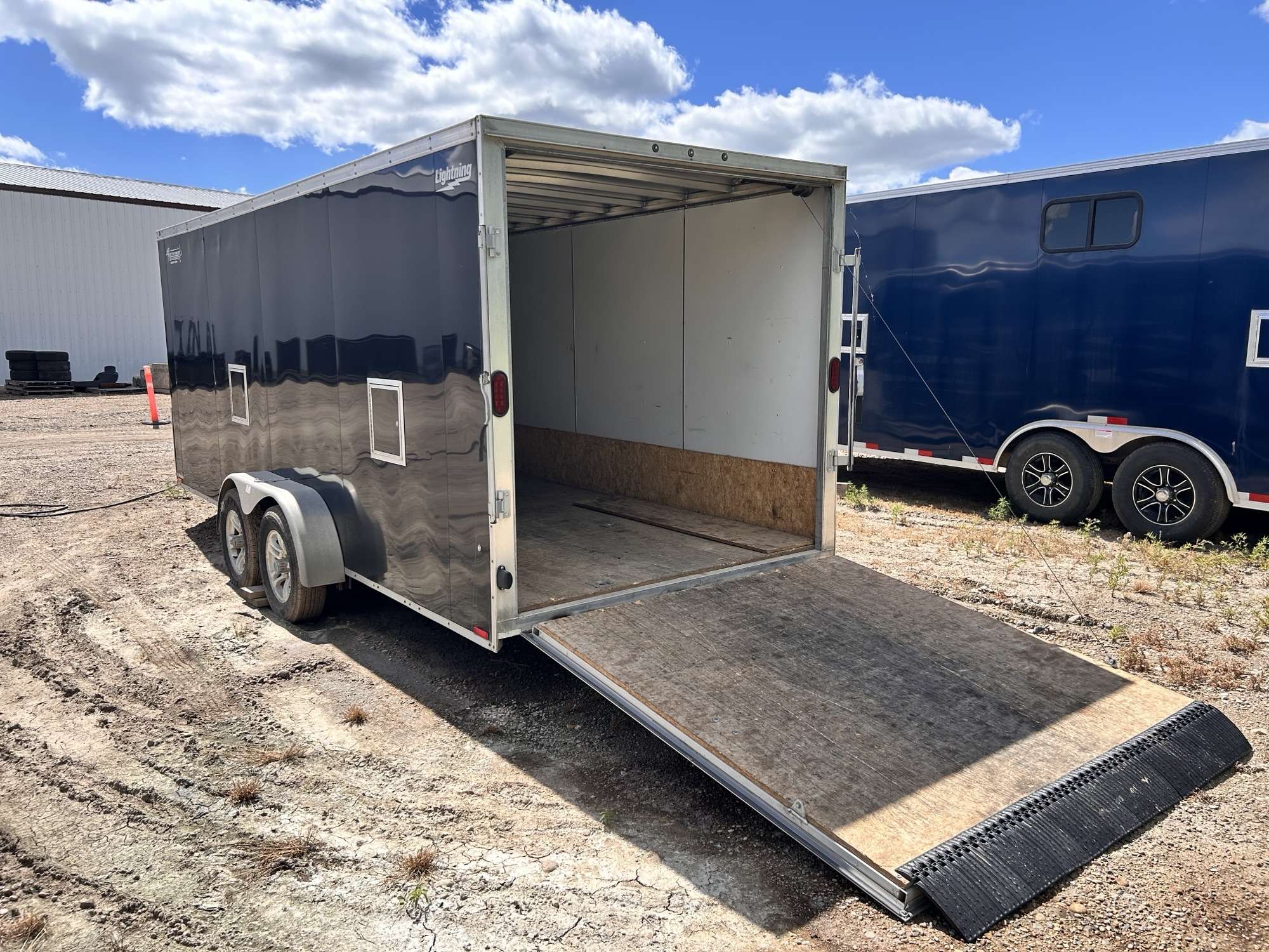 2015 Lightning 21' Enclosed Aluminum 3 Place Trailer