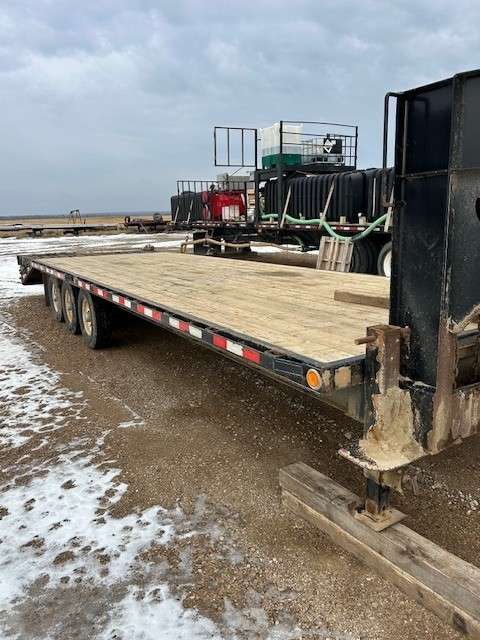 2016 Trailtech H370 Gooseneck Flat Deck Trailer