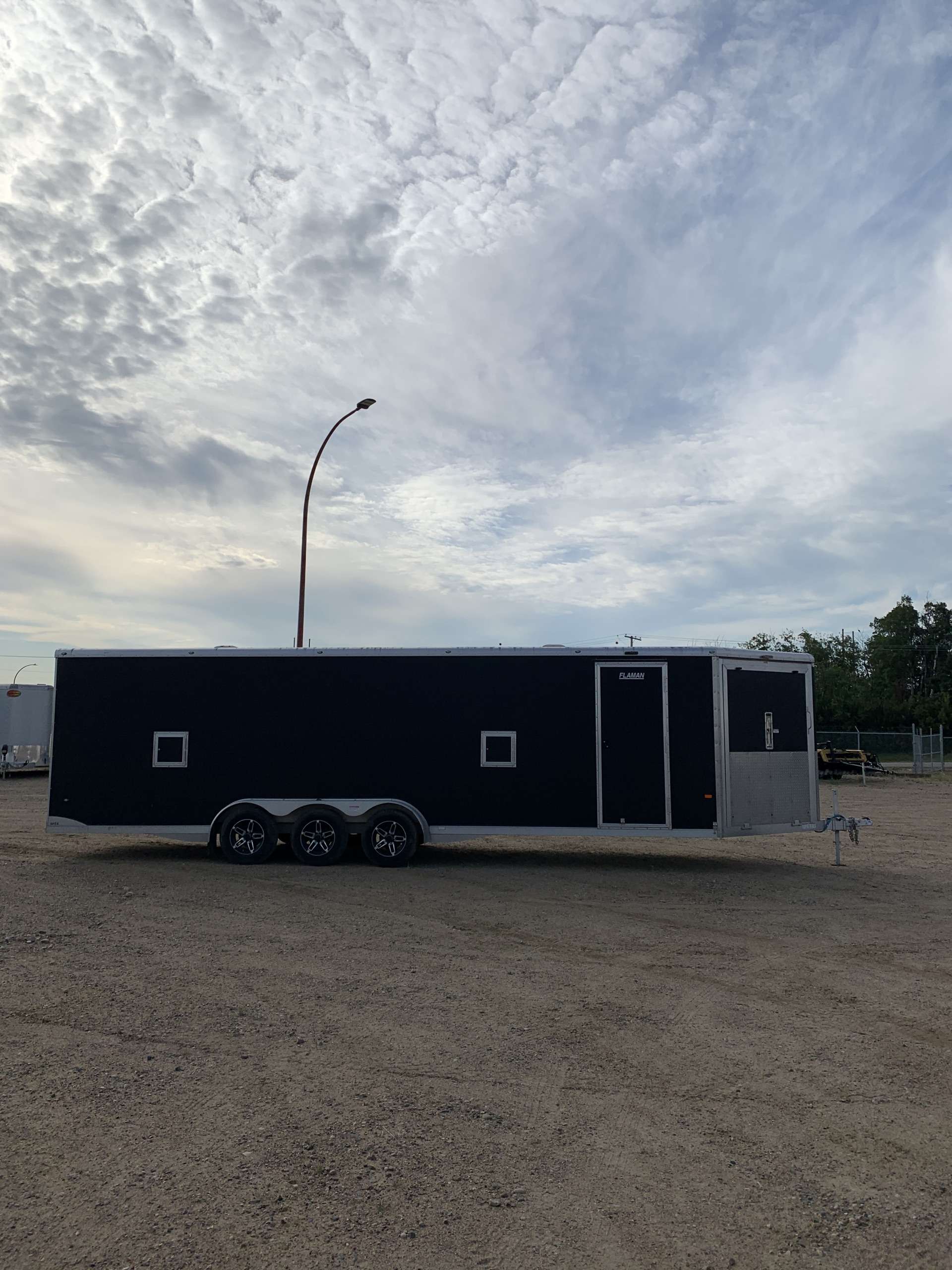 2017 Neo NASX 8'6" x 24' Toy Hauler Trailer