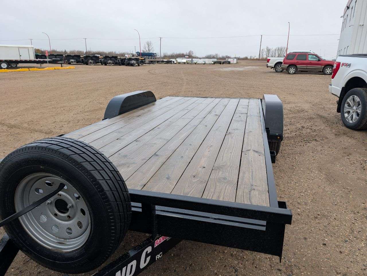 2019 Diamond C 18' Flat Deck Trailer