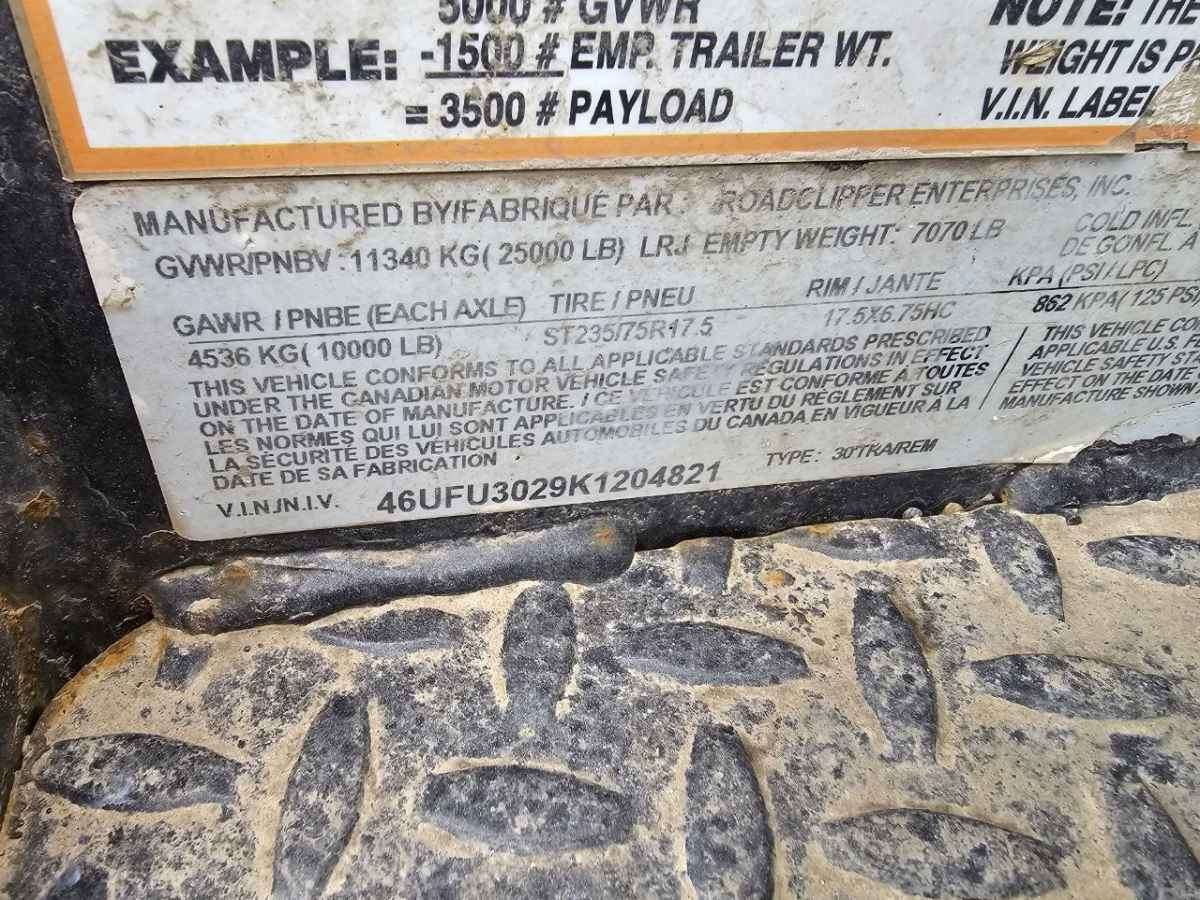 2019 Diamond C FMAX 8.6" x 30' Gooseneck Flat Deck