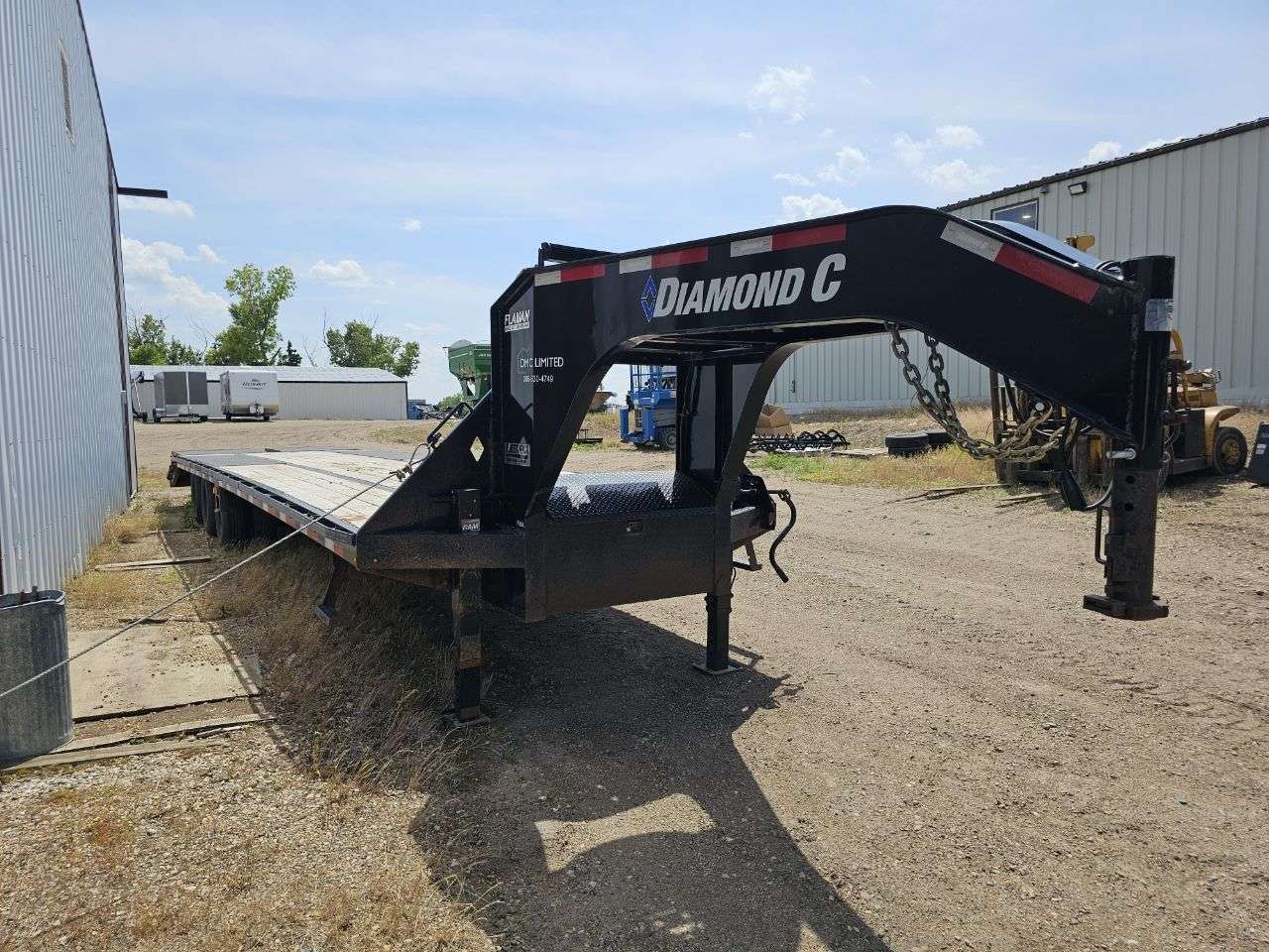 2021 Diamond C FMAX 310 Gooseneck Flat Deck