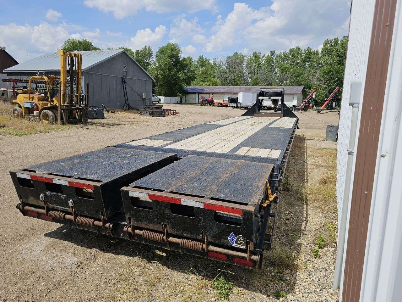 2021 Diamond C FMAX 310 Gooseneck Flat Deck