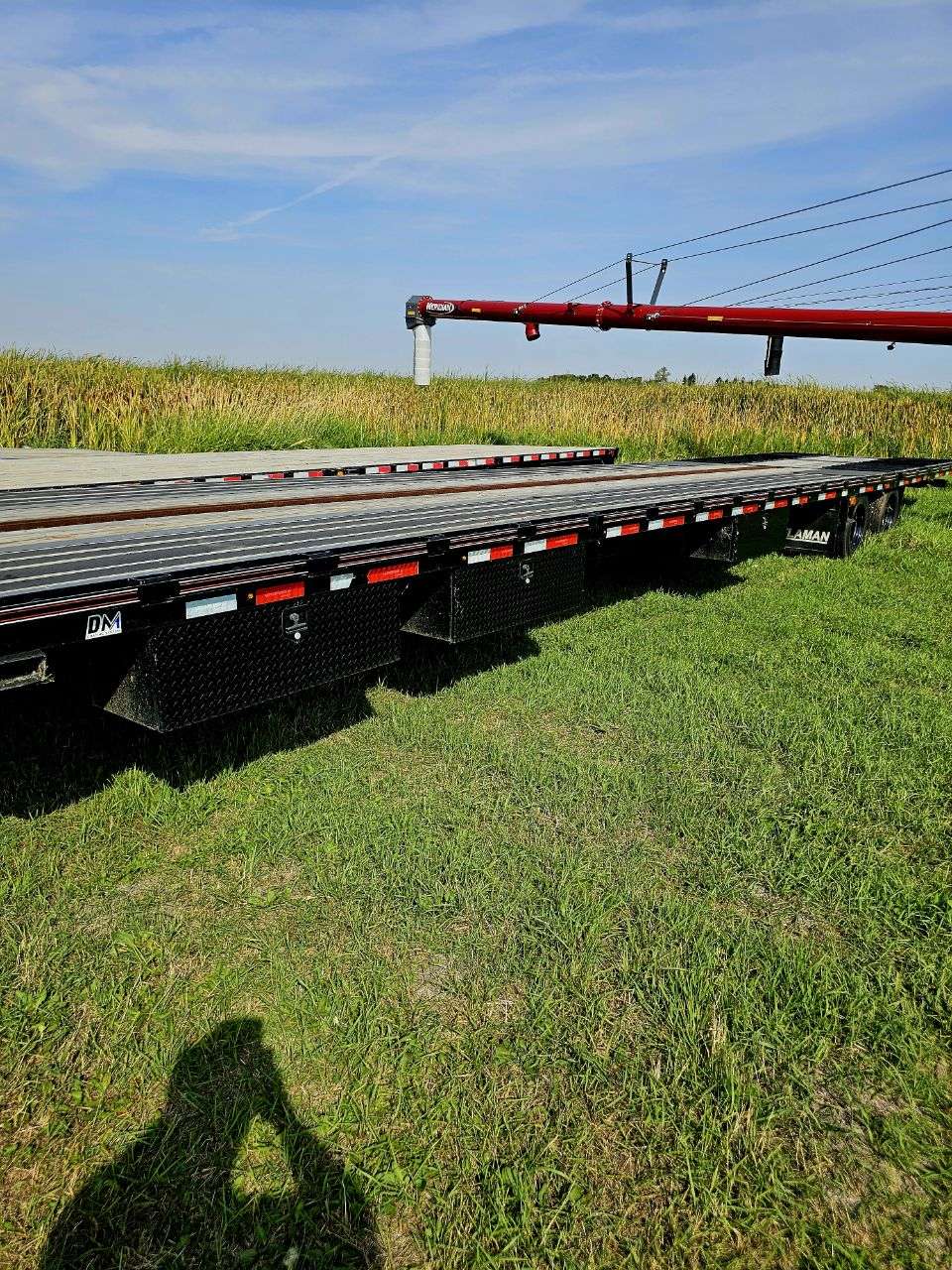 2022 Diamond C SDX 8'6" x 53' Hydraulic BT Step Deck Trailer
