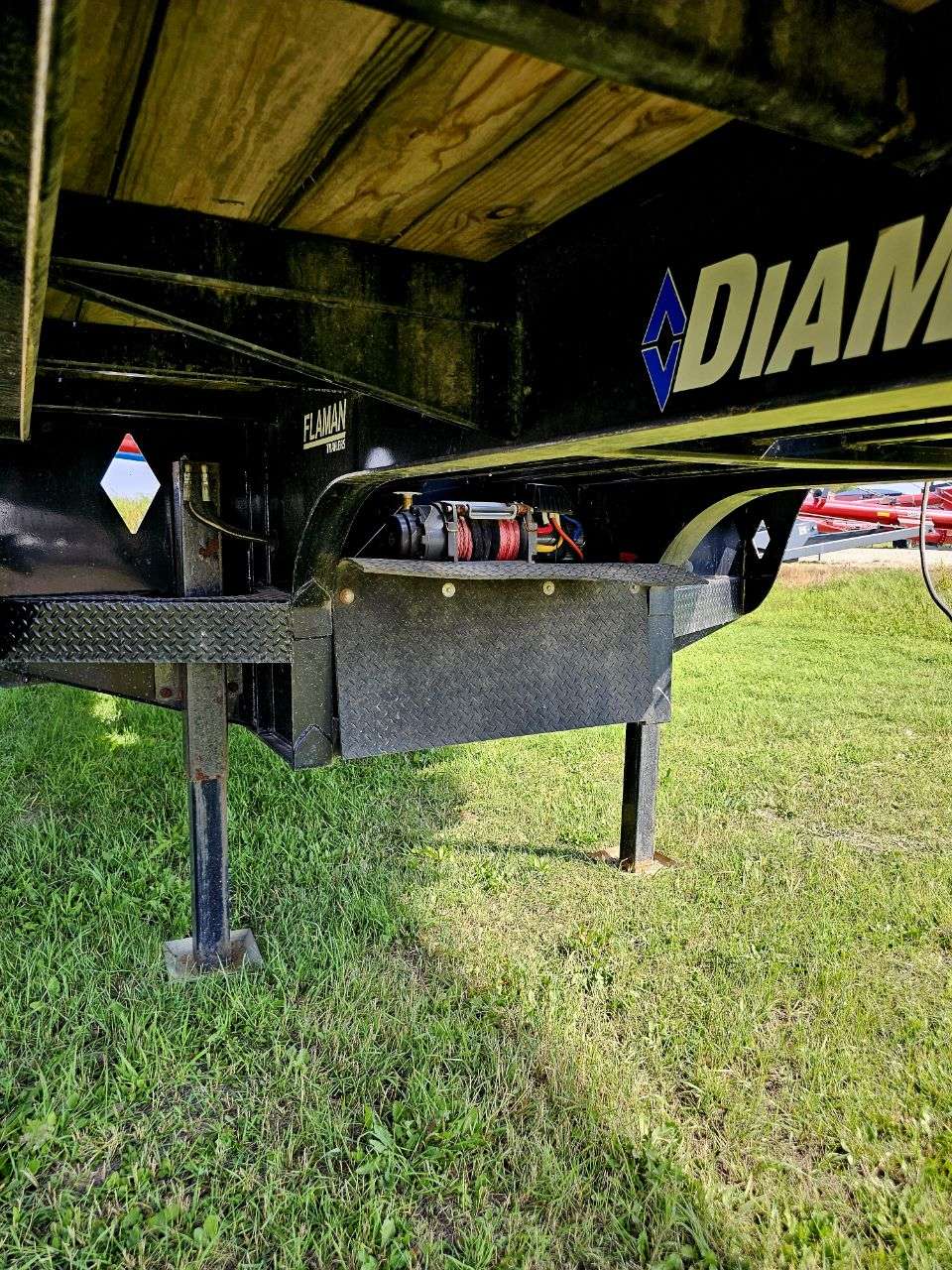 2022 Diamond C SDX 8'6" x 53' Hydraulic BT Step Deck Trailer