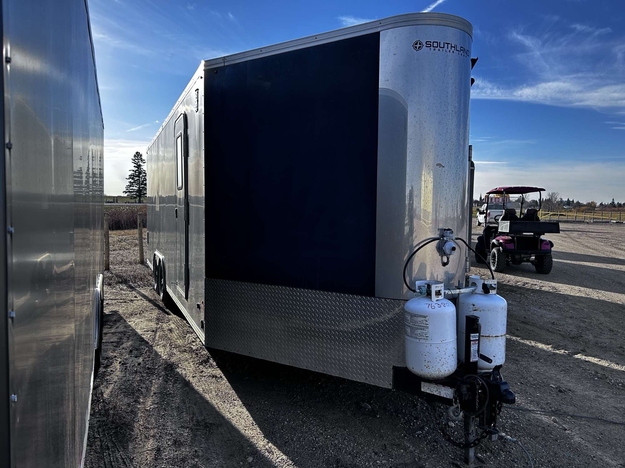 2022 Royal 8'6" x 22' + 4' V-Nose Toy Hauler Trailer