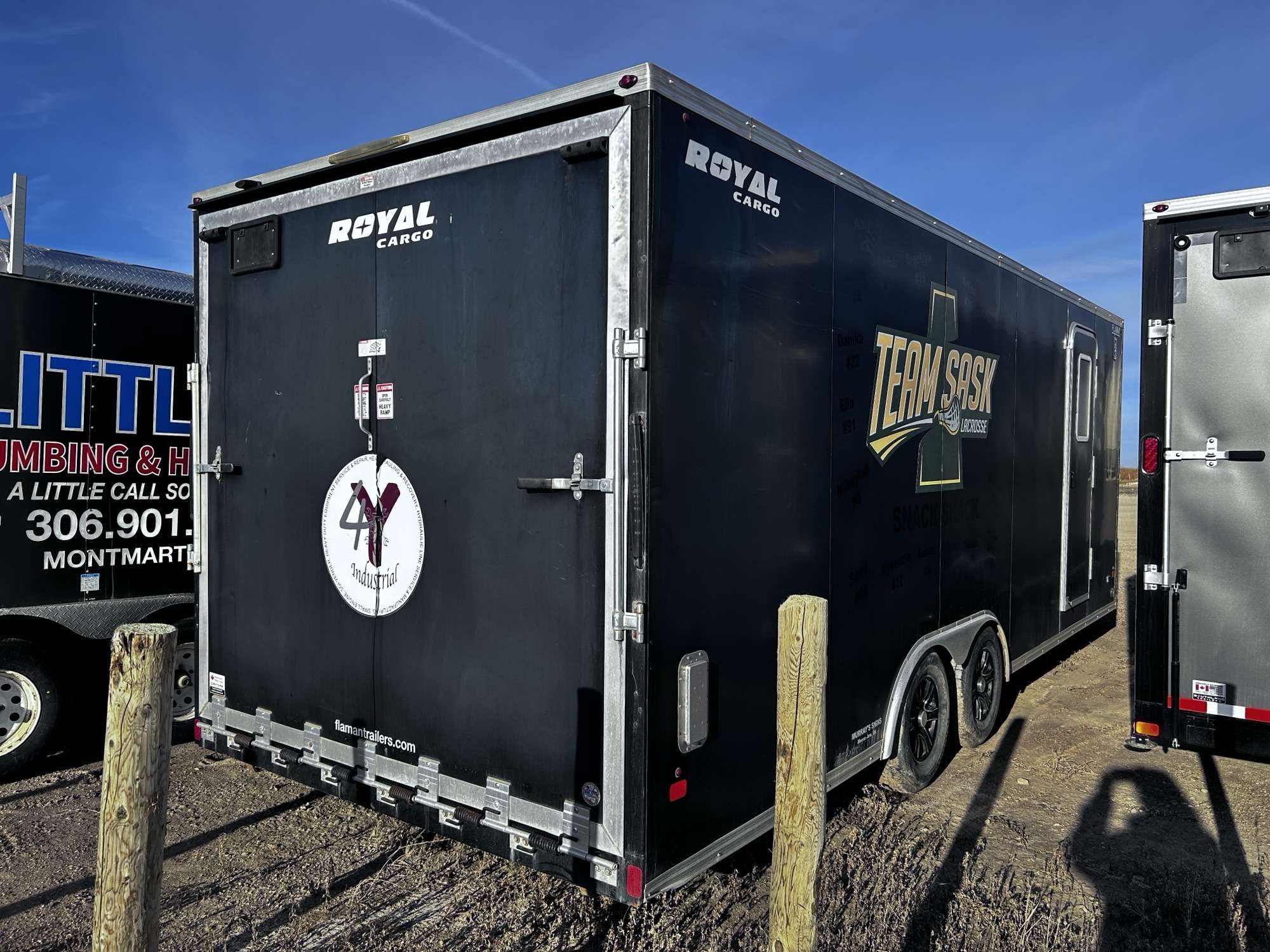 2022 Royal 8'6" x 22' + 4' V-Nose Toy Hauler Trailer