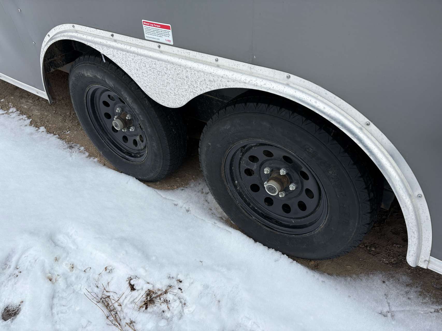 2022 Royal LARSM 8'6" x 22' + V-Nose Toy Hauler Trailer