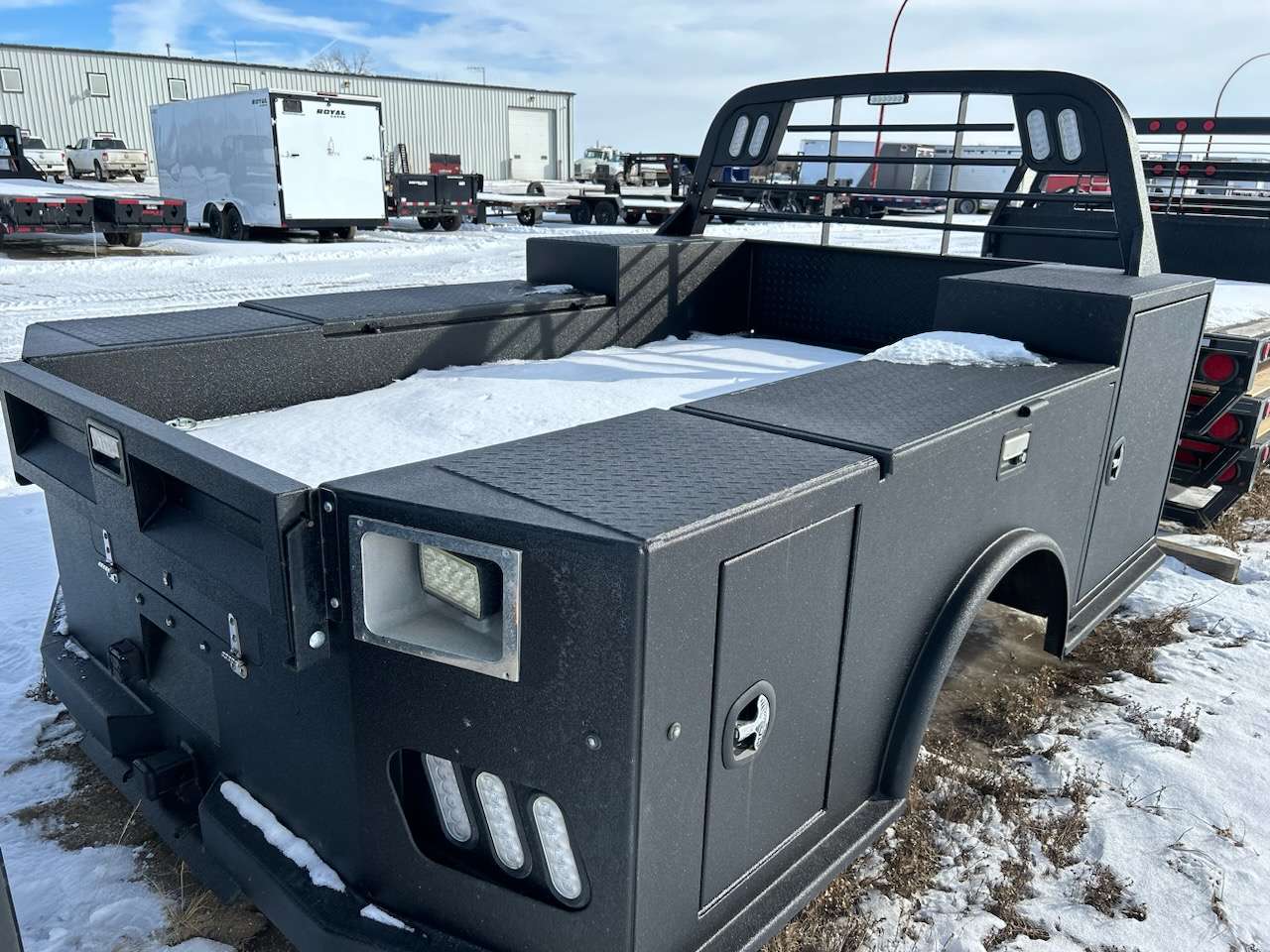 2023 CM TM 9'4" Deluxe Steel Tradesman Truck Deck