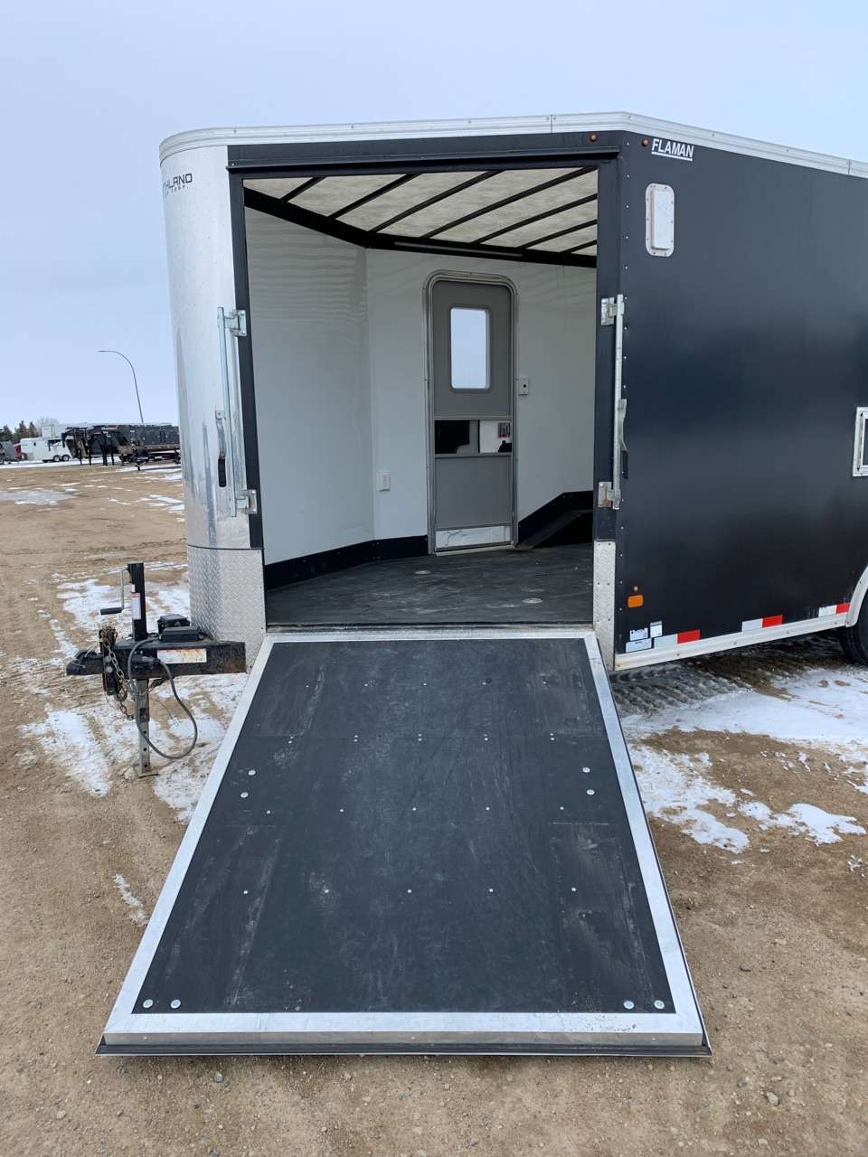 2023 Royal XR 8'6" x 16' + 4' V-Nose Toy Hauler