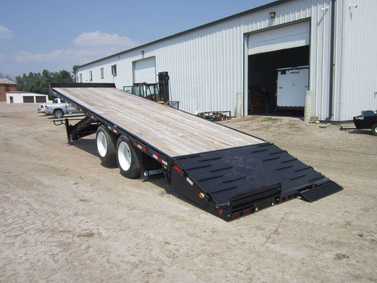 2023 Trailtech TD220 8'6" x 31' Pintle BT Full Tilt Trailer
