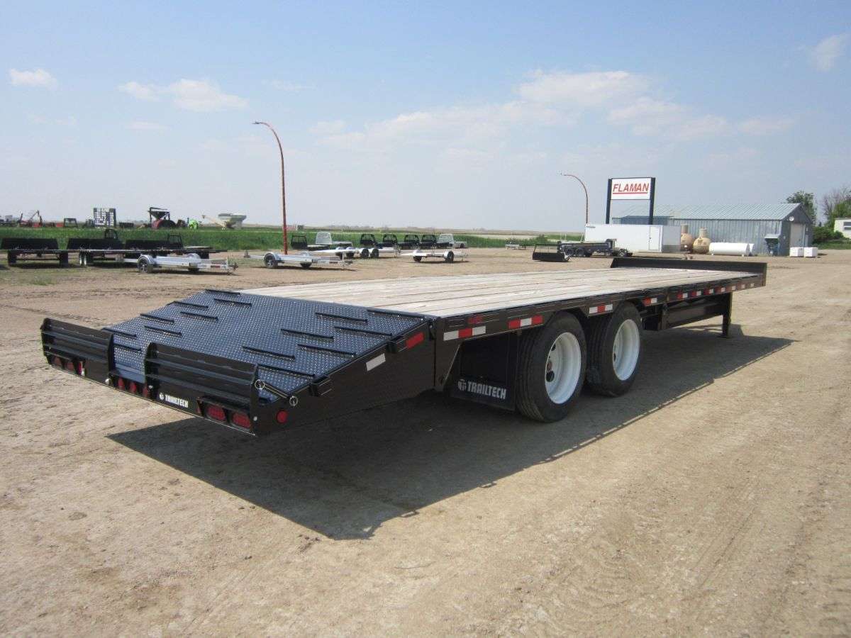 2023 Trailtech TD220 8'6" x 31' Pintle BT Full Tilt Trailer
