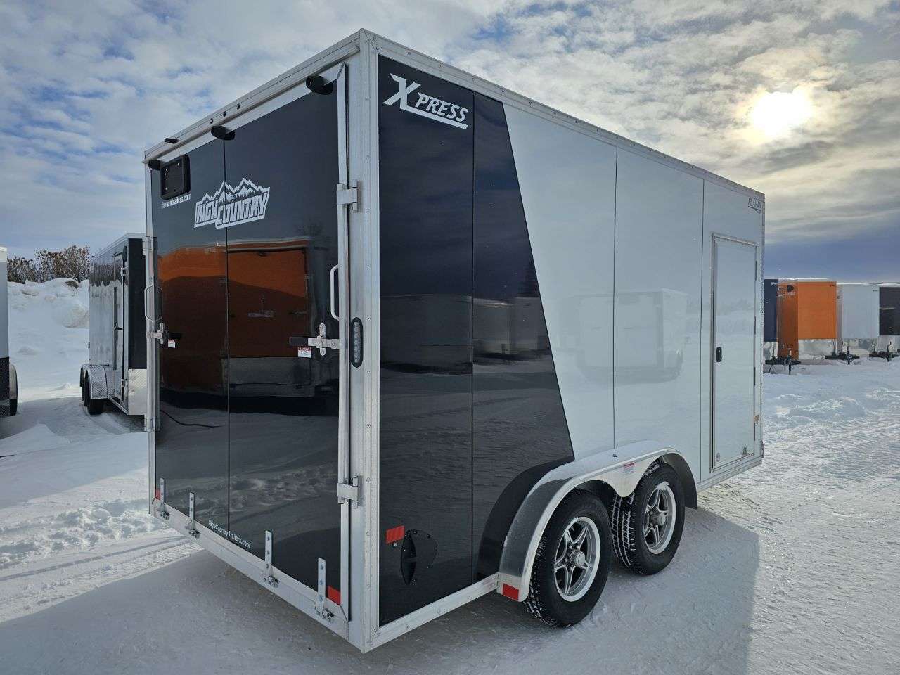 2024 Alcom Xpress 7'6" x 14' + V-Nose Cargo