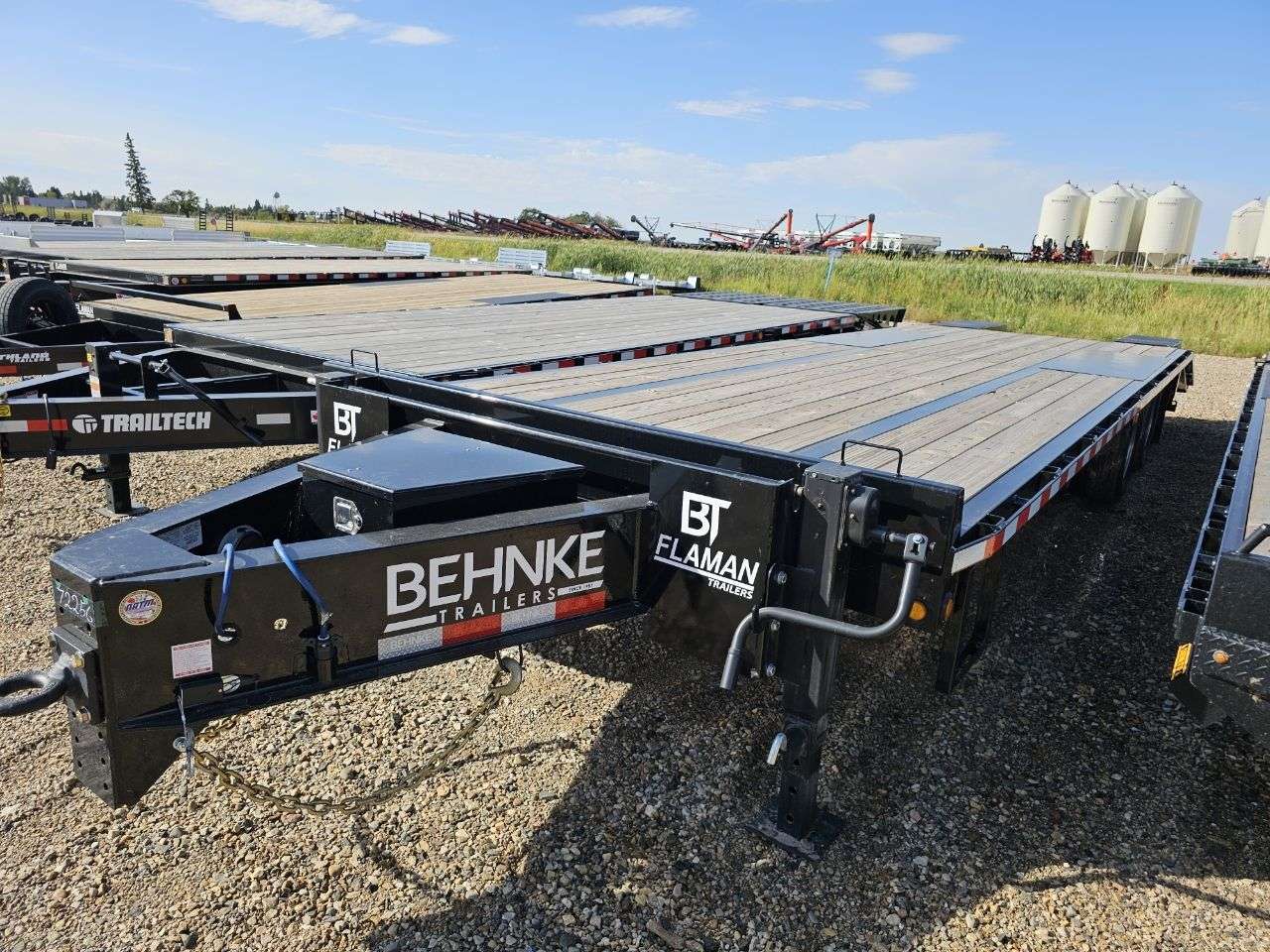 2024 Behnke FB 8'6" x 29' Pintle Flat Deck Trailer