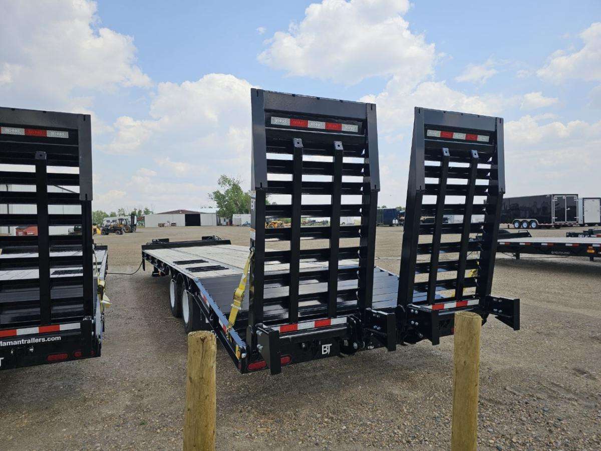2024 Behnke FBSD 8'6" x 31' Pintle Flat Deck Trailer