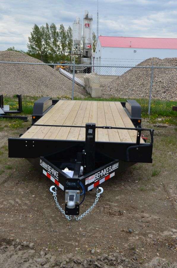 2024 Behnke TBCT 8'5" x 24' Partial Tilt