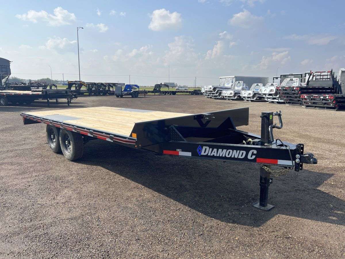 2024 Diamond C 18' Deck-Over Trailer