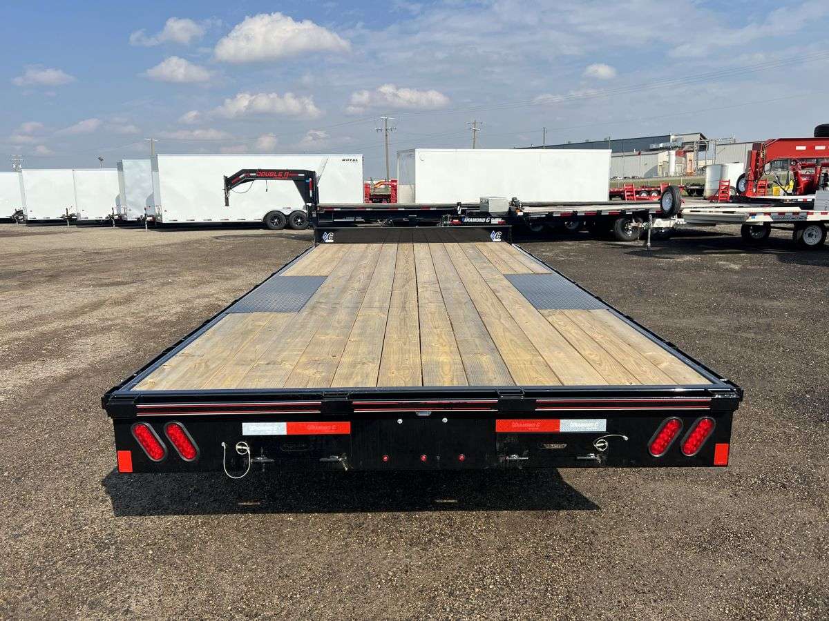 2024 Diamond C 18' Deck-Over Trailer