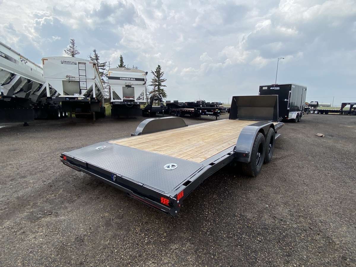 2024 Diamond C 20' Car Hauler