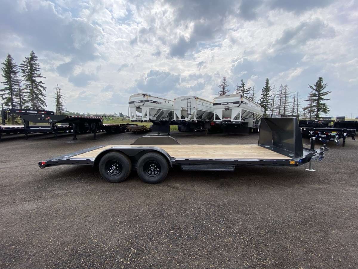 2024 Diamond C 20' Car Hauler