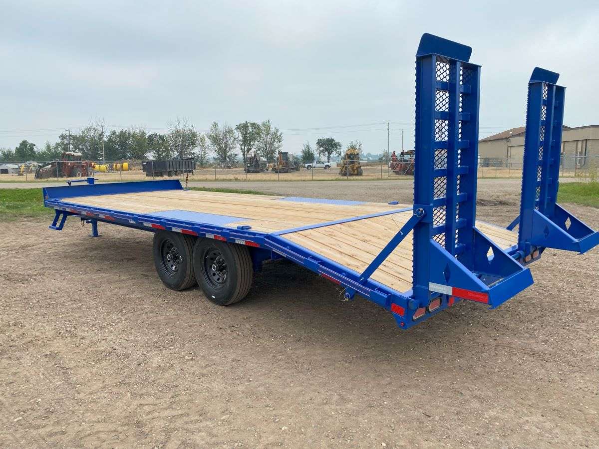 2024 Diamond C 22' Deck-Over Trailer