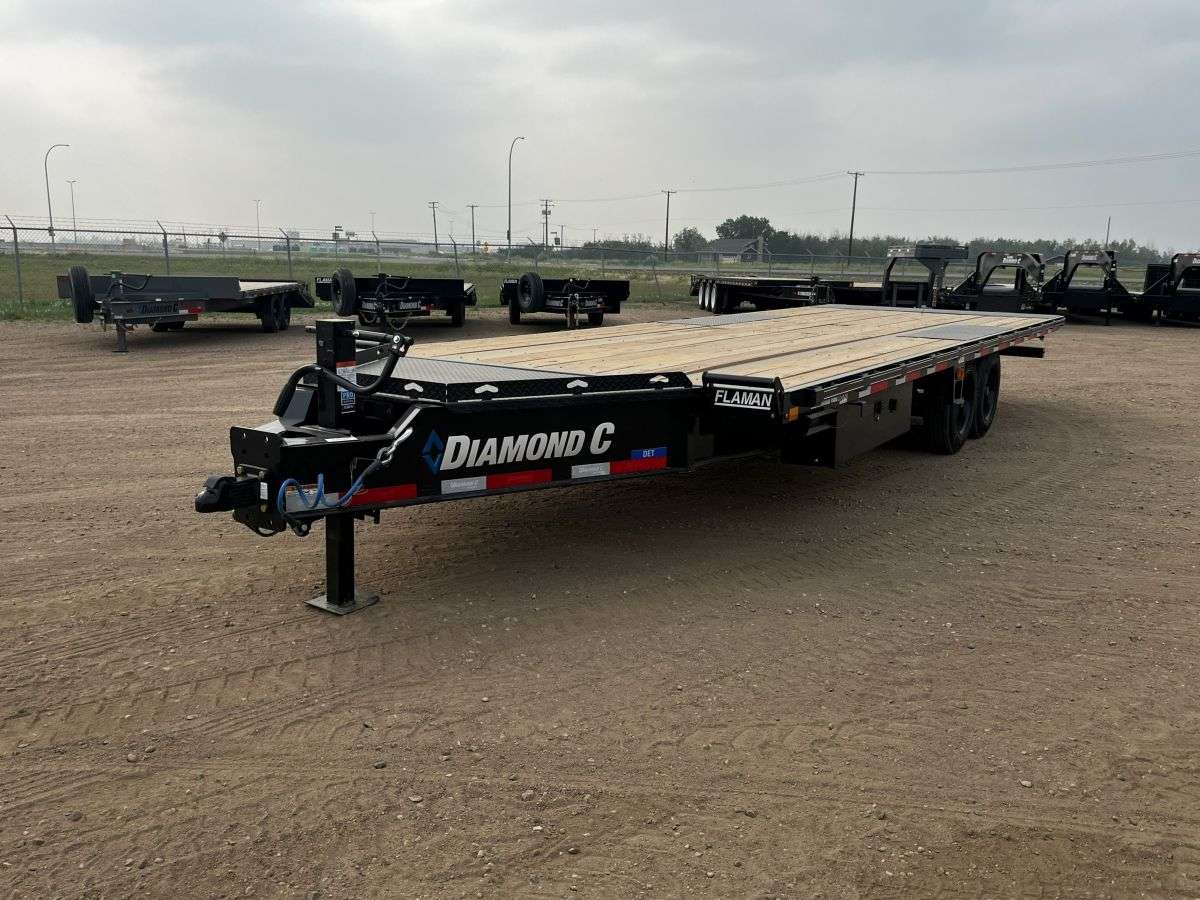 2024 Diamond C DET 8'5" x 24' Flat Deck