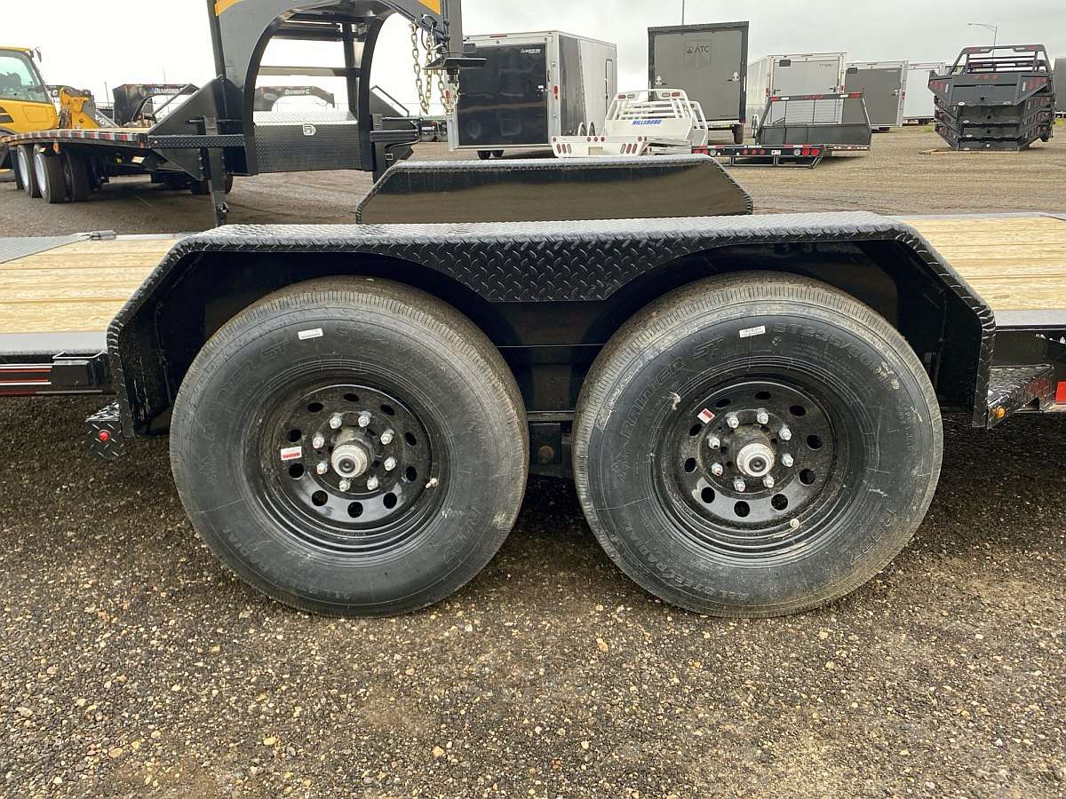 2024 Diamond C HDT207 18' Tilt Deck Trailer