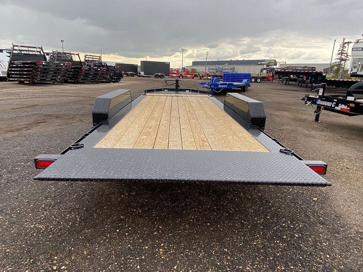 2024 Diamond C HDT207 18' Tilt Deck Trailer