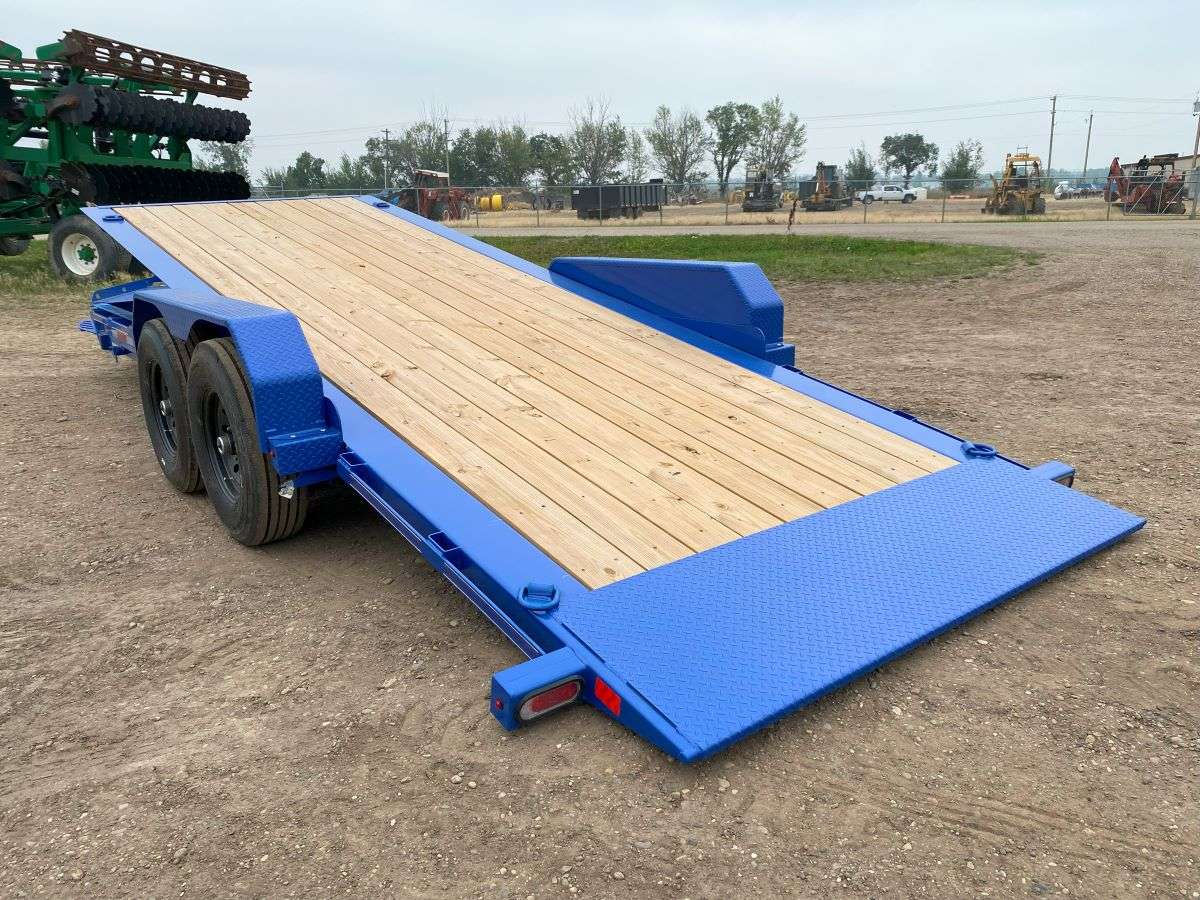 2024 Diamond C HDT207 20' Full Tilt Deck Trailer