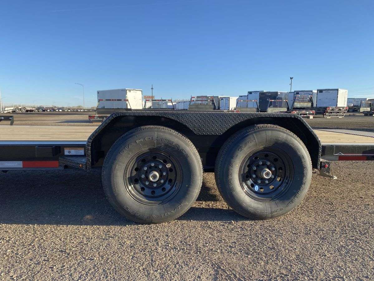 2024 Diamond C HDT207 20' Tilt Deck Trailer