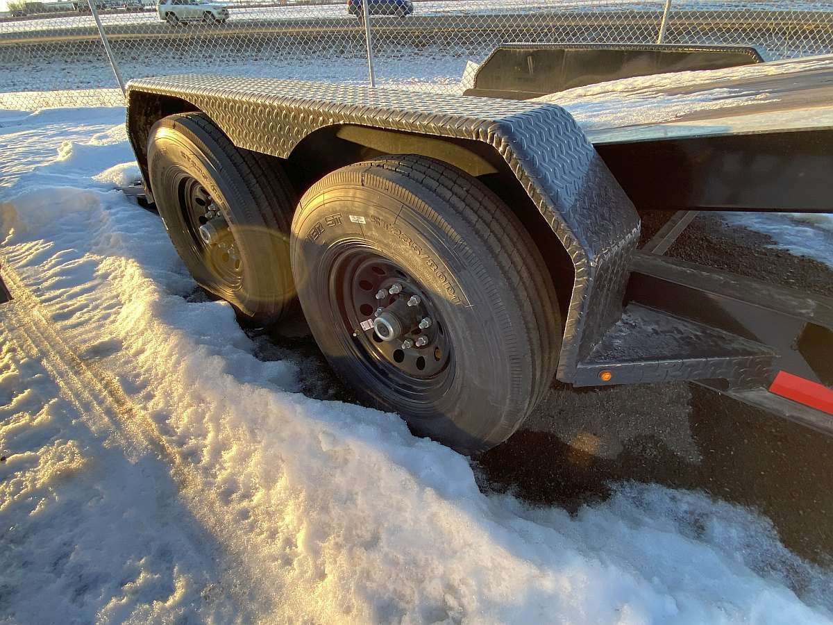 2024 Diamond C HDT207 20' Tilt Deck Trailer