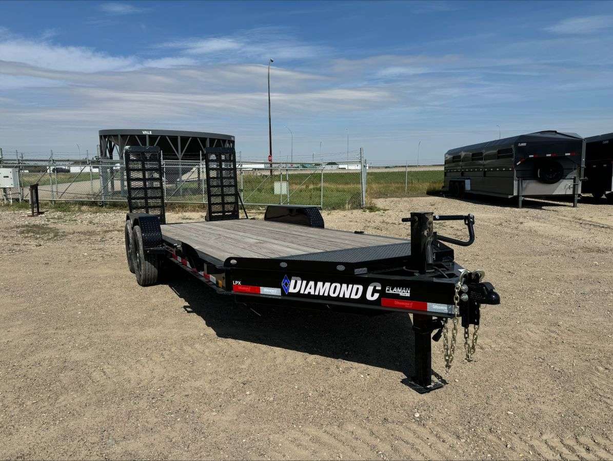 2024 Diamond C LPX 7' x 18' Flat Deck