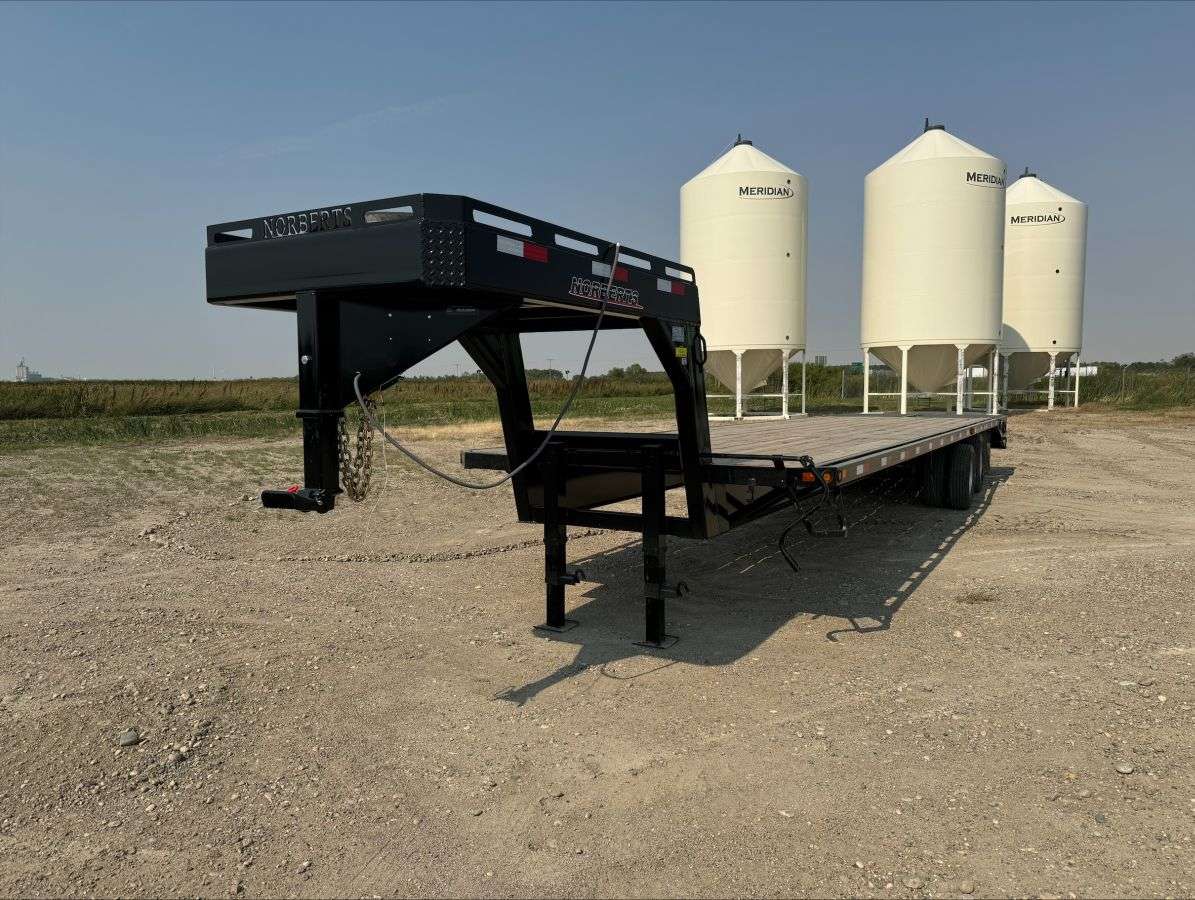 2024 Norbert FDG 8'6" x 35' Gooseneck Flat Deck