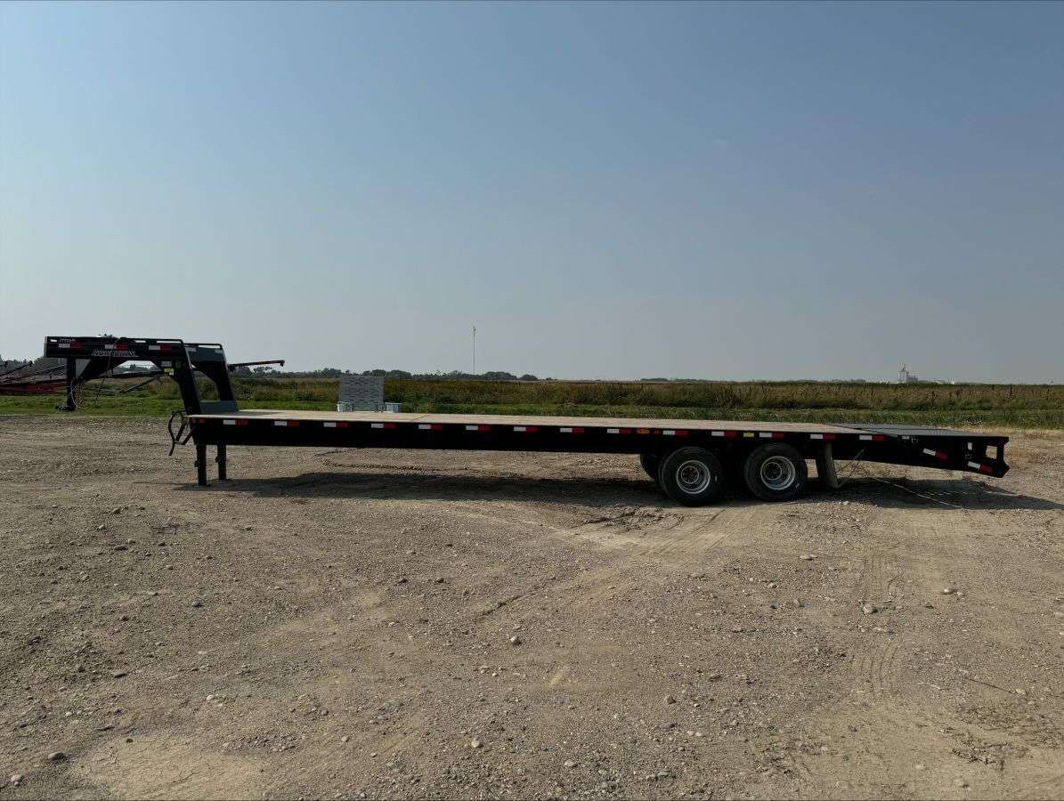 2024 Norbert FDG 8'6" x 35' Gooseneck Flat Deck